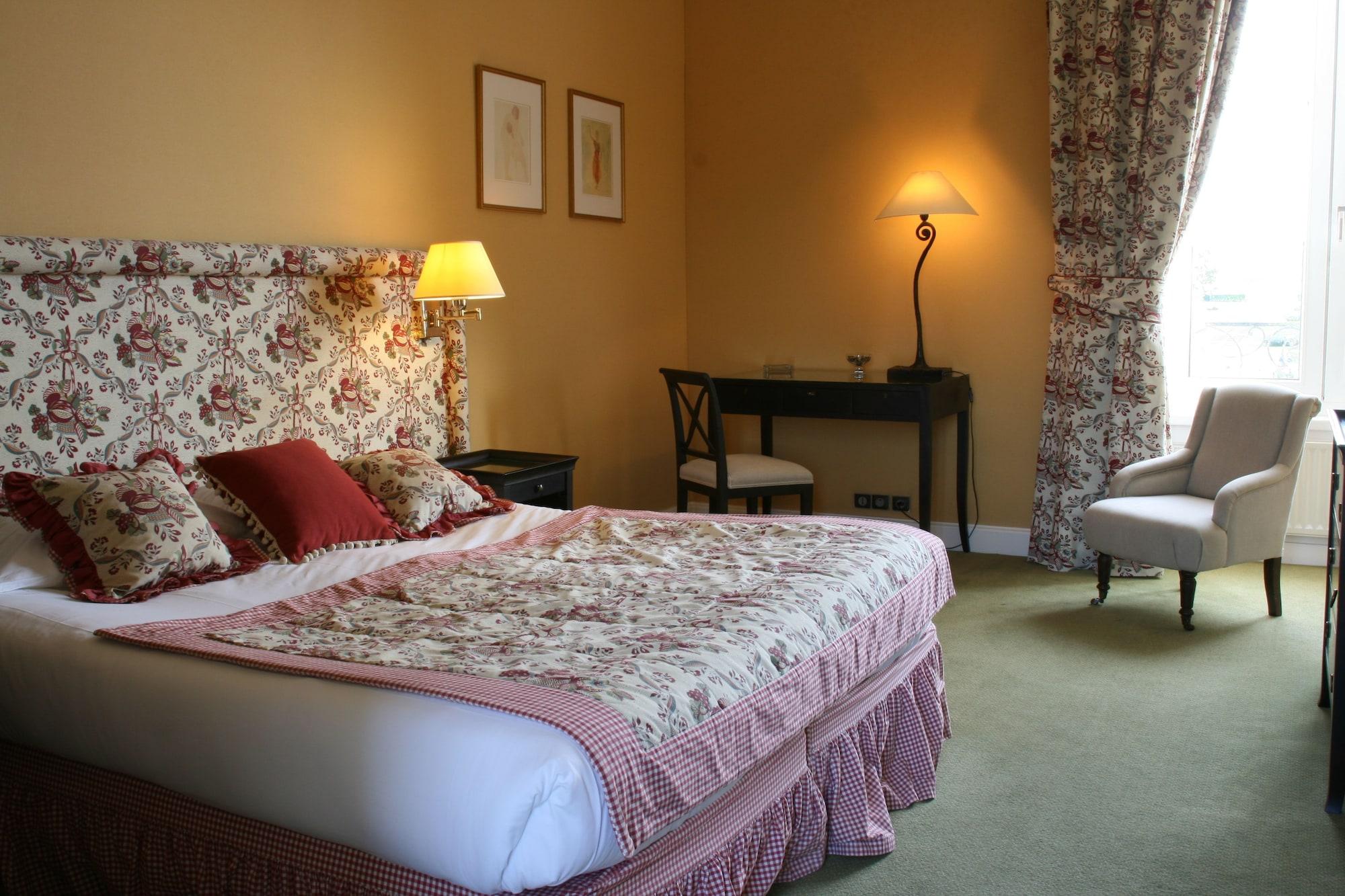 Grand Hotel "Chateau De Sully" - Piscine & Spa -Teritoria Sully  Exteriör bild