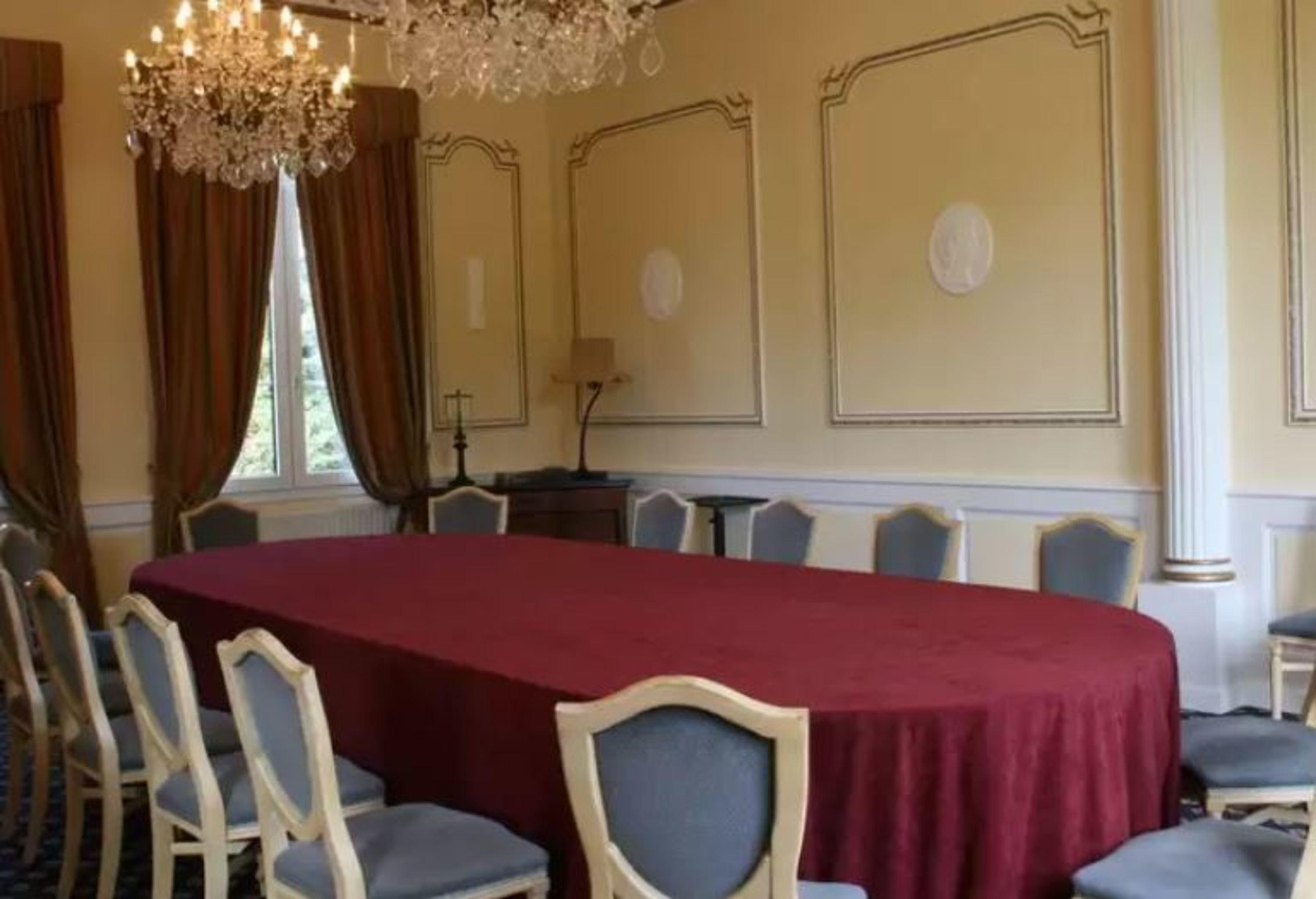 Grand Hotel "Chateau De Sully" - Piscine & Spa -Teritoria Sully  Exteriör bild